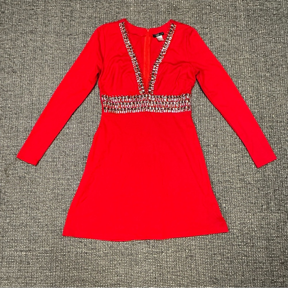 VENUS Red Long-Sleeve Beaded V-Neck Dress